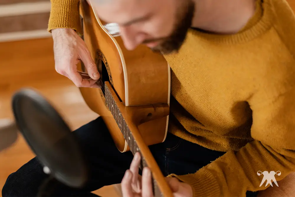 O que é uma regulagem completa e por que ela muda o som do seu instrumento?